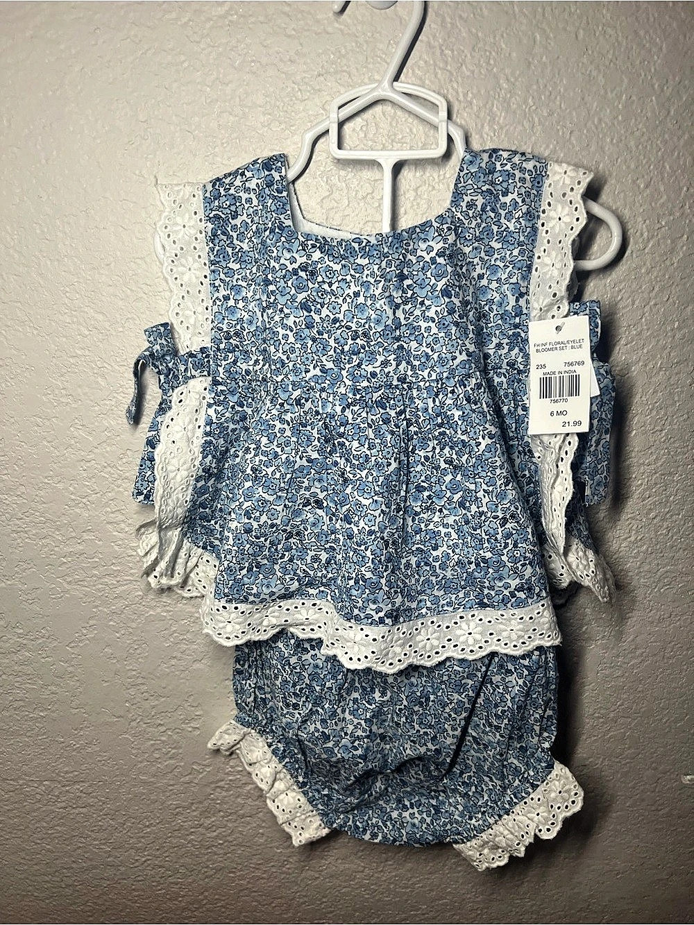 Sweet Magnolia Baby Outfit NWT